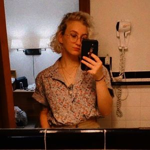 Meet your Posher, Juliette